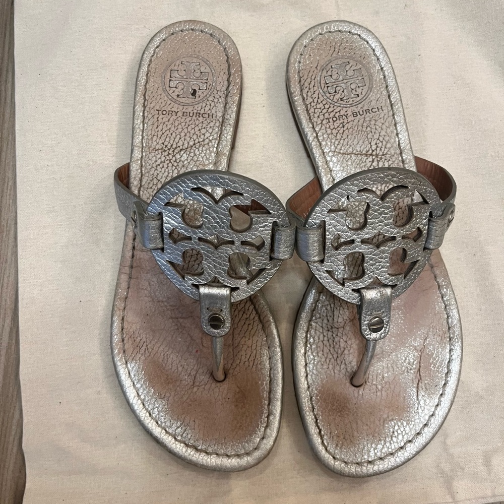 Tory Burch Miller sandals Silver Pebble Leather 7 m